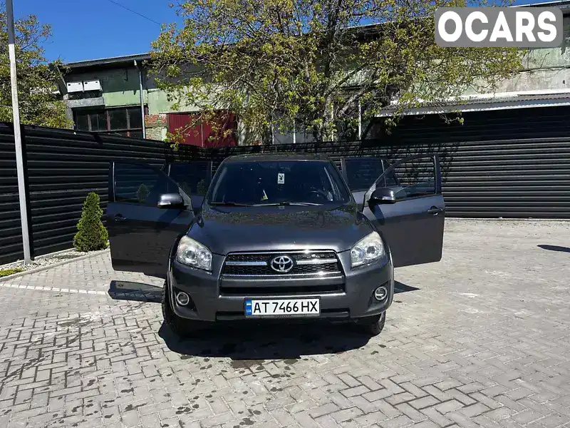 Внедорожник / Кроссовер Toyota RAV4 2010 2.23 л. Автомат обл. Ивано-Франковская, Ивано-Франковск - Фото 1/7