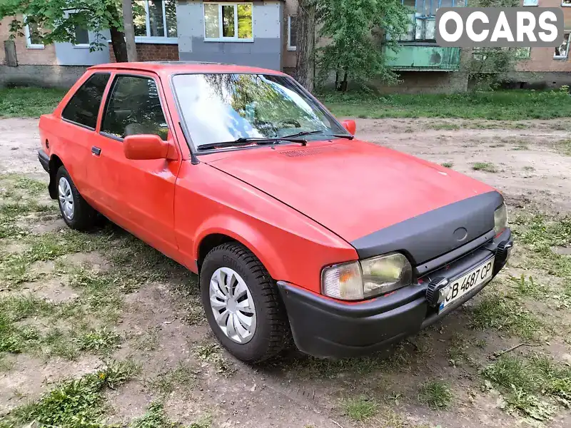 Хетчбек Ford Escort 1987 1.39 л. Ручна / Механіка обл. Чернігівська, Чернігів - Фото 1/17