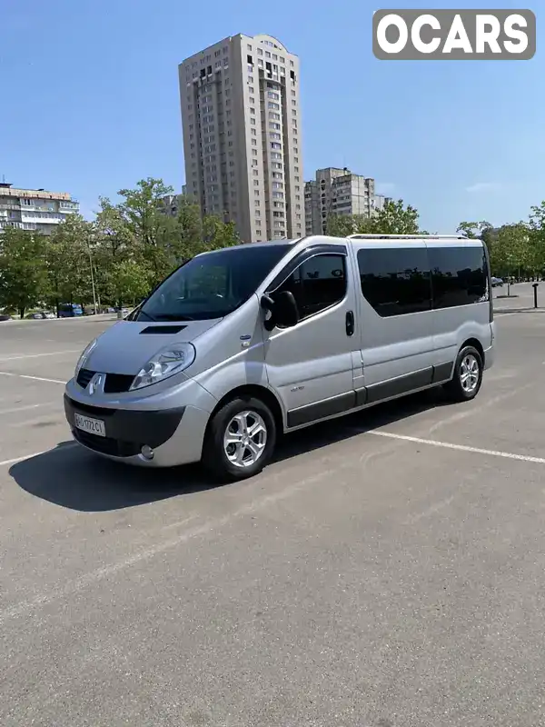 Мінівен Renault Trafic 2012 2 л. Ручна / Механіка обл. Рівненська, Радивилів - Фото 1/17