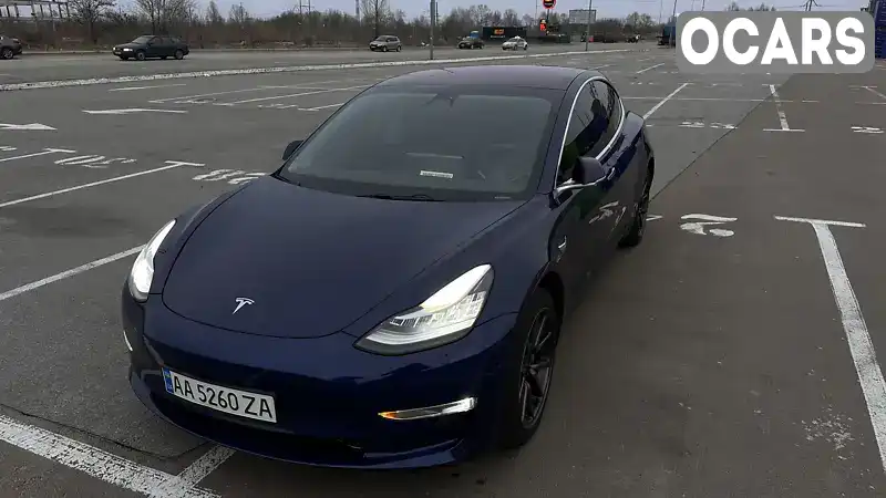 Седан Tesla Model 3 2018 null_content л. обл. Киевская, Киев - Фото 1/9