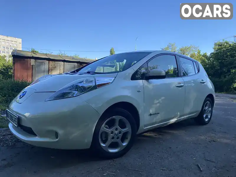 Хэтчбек Nissan Leaf 2012 null_content л. обл. Киевская, Киев - Фото 1/15