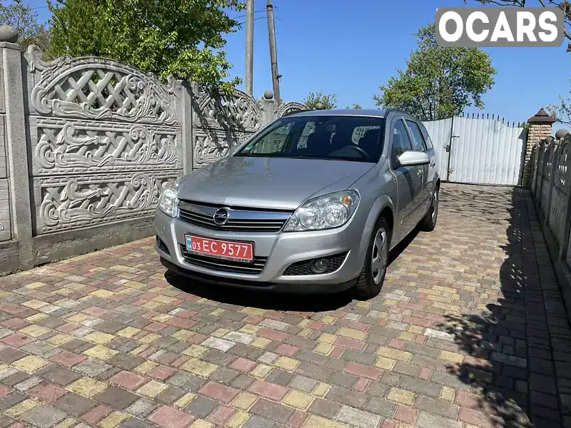 Універсал Opel Astra 2009 1.6 л. Ручна / Механіка обл. Рівненська, Дубно - Фото 1/21