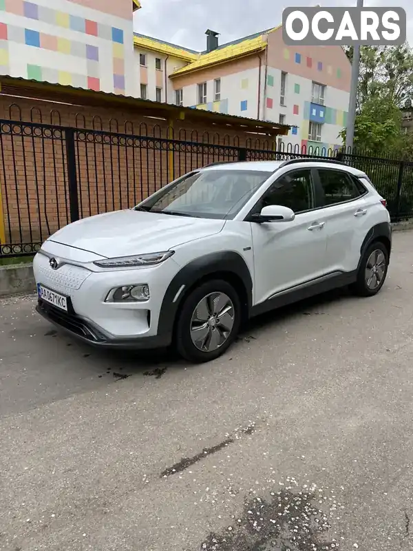 Внедорожник / Кроссовер Hyundai Kona 2019 null_content л. Автомат обл. Киевская, Киев - Фото 1/21