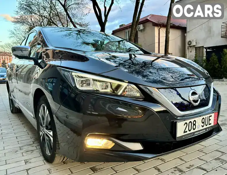 Хэтчбек Nissan Leaf 2018 null_content л. Автомат обл. Закарпатская, Ужгород - Фото 1/21