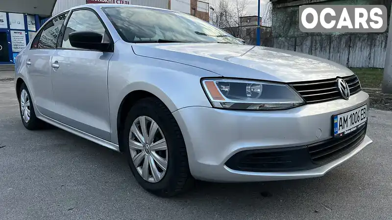 Седан Volkswagen Jetta 2013 1.98 л. Автомат обл. Житомирская, Житомир - Фото 1/21