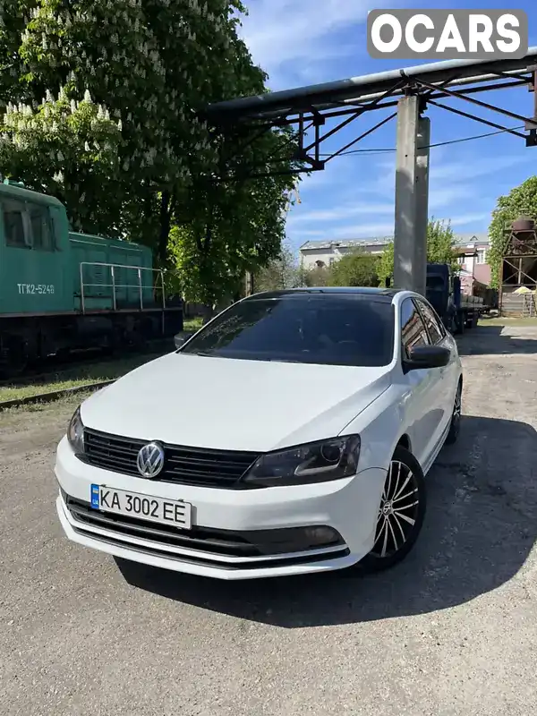 Седан Volkswagen Jetta 2015 1.8 л. Ручна / Механіка обл. Київська, Київ - Фото 1/21