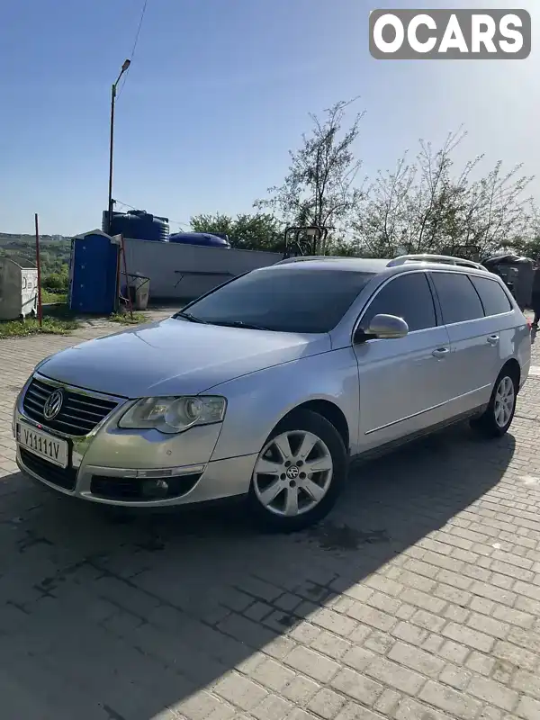 Універсал Volkswagen Passat 2010 2 л. Ручна / Механіка обл. Чернівецька, Чернівці - Фото 1/21