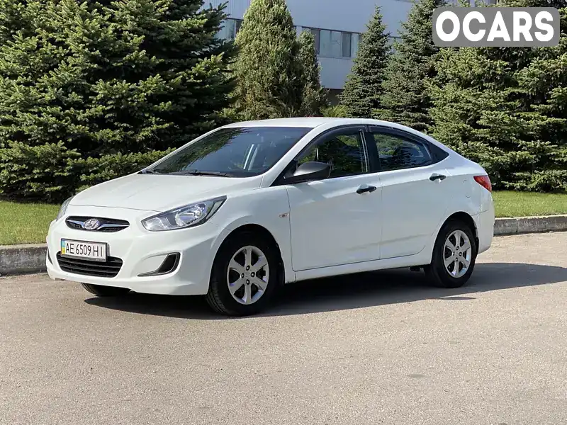 Седан Hyundai Accent 2013 1.4 л. Автомат обл. Дніпропетровська, Дніпро (Дніпропетровськ) - Фото 1/21