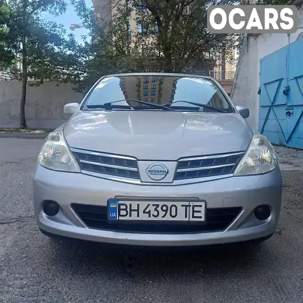 Хэтчбек Nissan TIIDA 2012 1.5 л. Вариатор обл. Одесская, Одесса - Фото 1/12