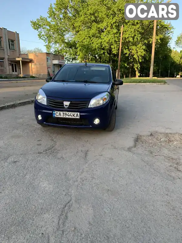 Хэтчбек Dacia Sandero 2009 1.39 л. Ручная / Механика обл. Черкасская, Умань - Фото 1/15