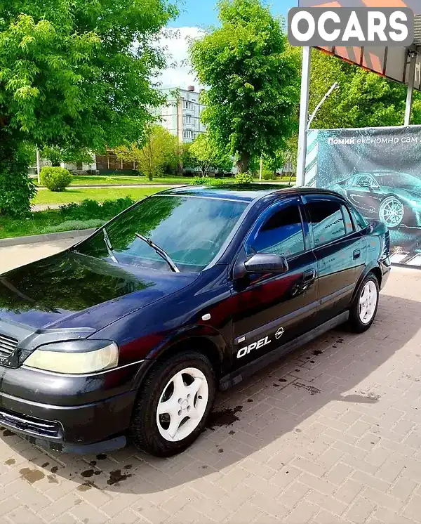 Седан Opel Astra 2003 1.6 л. Ручная / Механика обл. Черкасская, Золотоноша - Фото 1/6