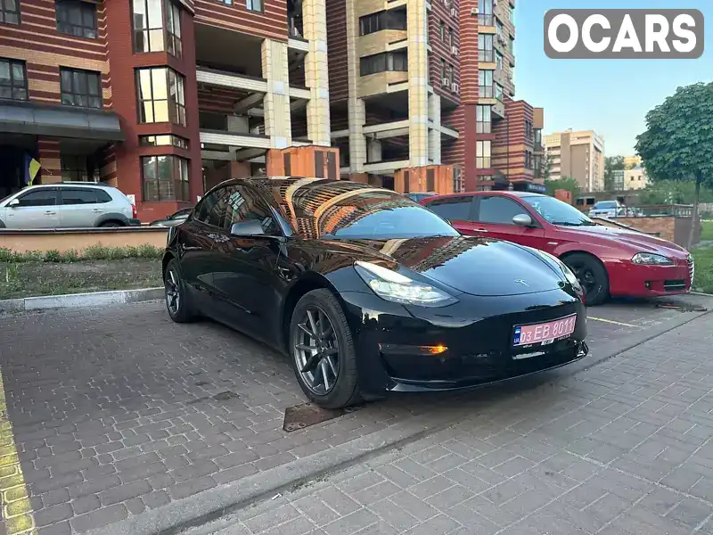 Седан Tesla Model 3 2023 null_content л. Автомат обл. Київська, Київ - Фото 1/13