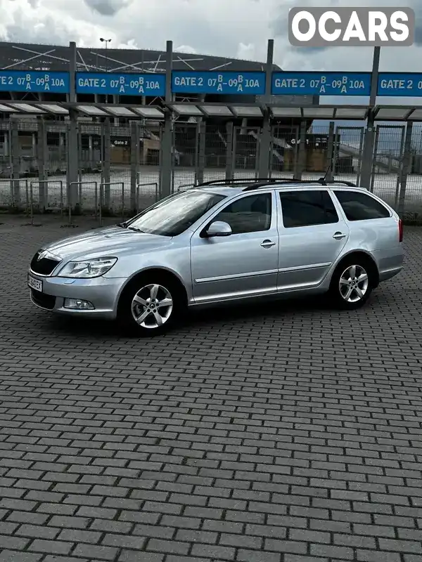 Універсал Skoda Octavia 2012 1.99 л. Автомат обл. Львівська, Львів - Фото 1/21