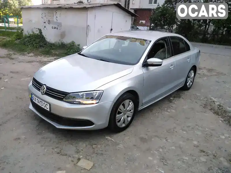 Седан Volkswagen Jetta 2012 2.48 л. Автомат обл. Харьковская, Харьков - Фото 1/16