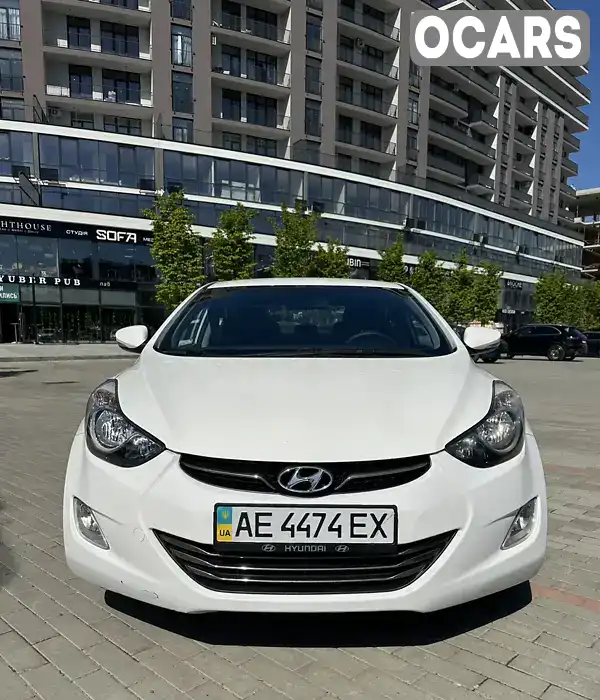 Седан Hyundai Elantra 2012 1.8 л. Ручна / Механіка обл. Закарпатська, Ужгород - Фото 1/15