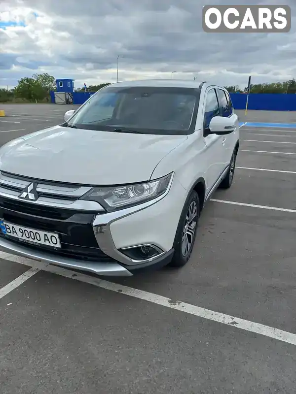 Внедорожник / Кроссовер Mitsubishi Outlander 2016 2.36 л. Автомат обл. Кировоградская, Кропивницкий (Кировоград) - Фото 1/20