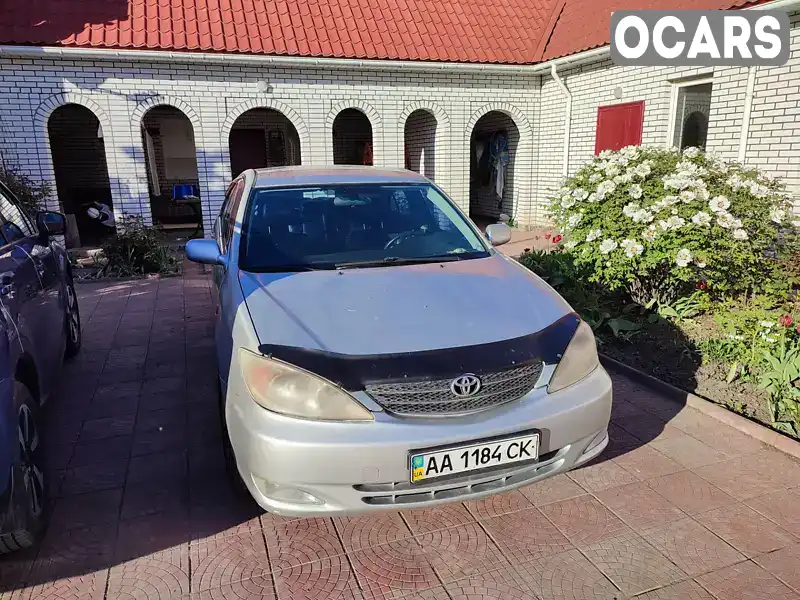 Седан Toyota Camry 2003 2.36 л. Ручная / Механика обл. Киевская, Белая Церковь - Фото 1/13