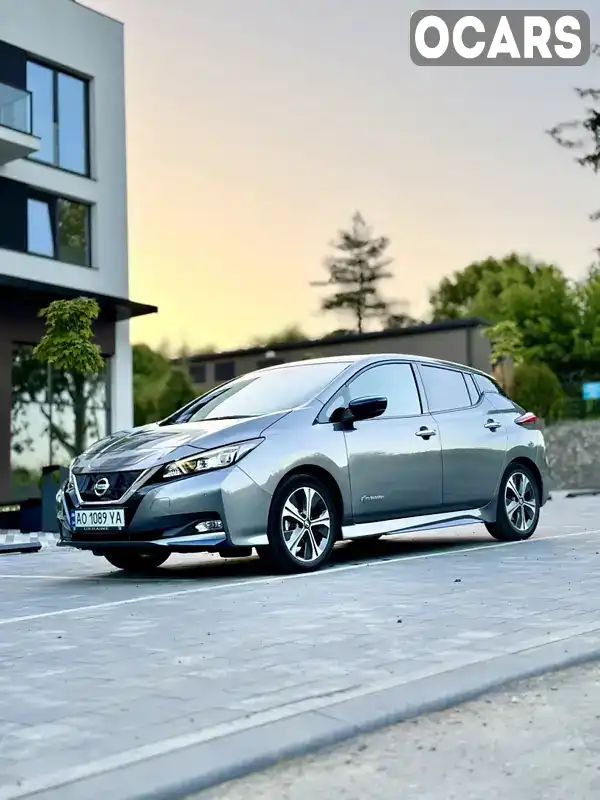 Хэтчбек Nissan Leaf 2018 null_content л. Автомат обл. Закарпатская, Ужгород - Фото 1/17