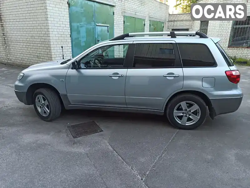 Внедорожник / Кроссовер Mitsubishi Outlander 2007 2 л. Ручная / Механика обл. Черниговская, Чернигов - Фото 1/13