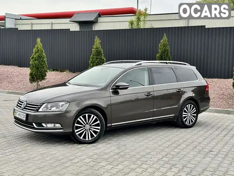 Универсал Volkswagen Passat 2012 1.8 л. Автомат обл. Тернопольская, Тернополь - Фото 1/21