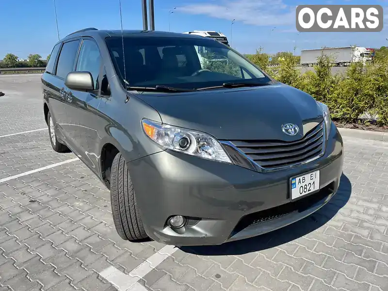 Мінівен Toyota Sienna 2014 3.5 л. Автомат обл. Вінницька, Вінниця - Фото 1/21