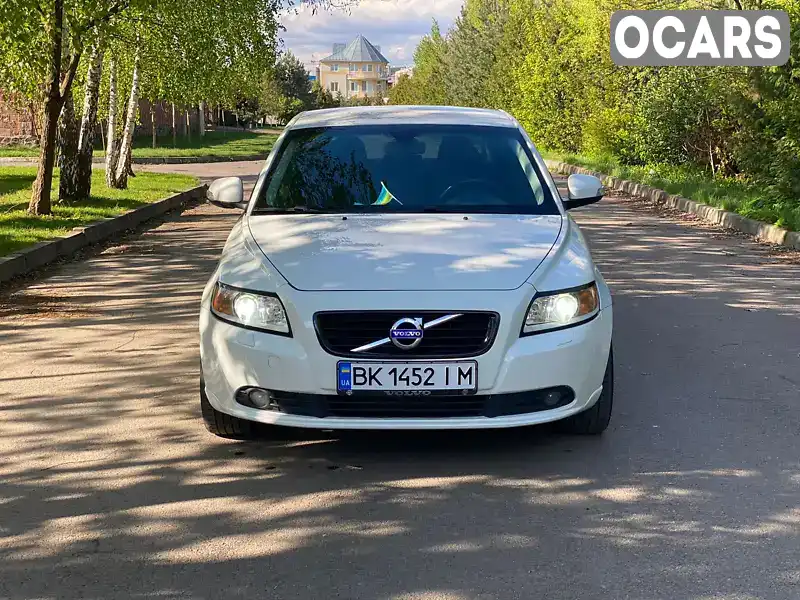 Седан Volvo S40 2011 2 л. Автомат обл. Рівненська, Рівне - Фото 1/21