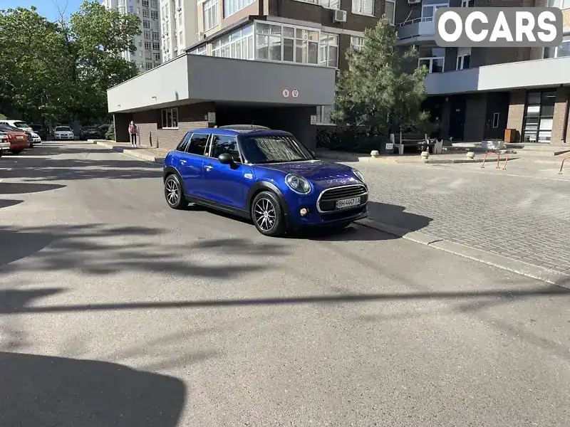 Хэтчбек MINI Hatch 2018 1.5 л. Автомат обл. Одесская, Одесса - Фото 1/21