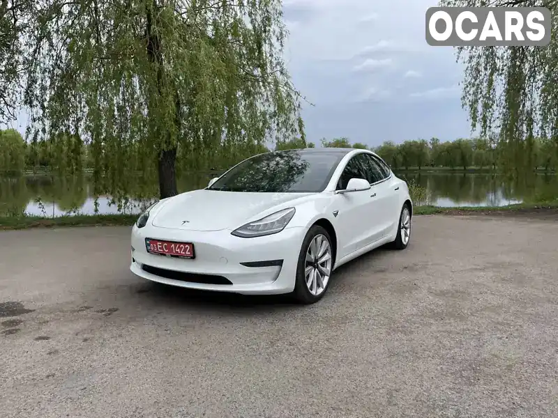 Седан Tesla Model 3 2018 null_content л. Автомат обл. Рівненська, Рівне - Фото 1/15