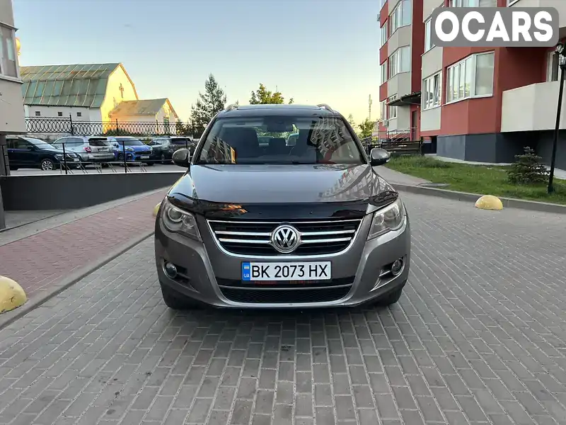 Внедорожник / Кроссовер Volkswagen Tiguan 2008 2 л. Автомат обл. Ровенская, Вараш (Кузнецовск) - Фото 1/21