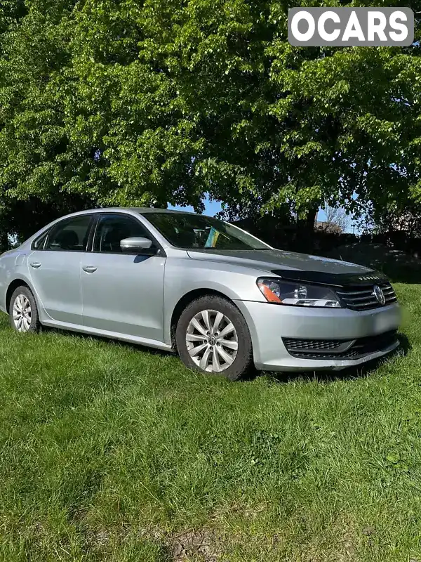 Седан Volkswagen Passat 2013 2.48 л. Типтронік обл. Київська, Фастів - Фото 1/21