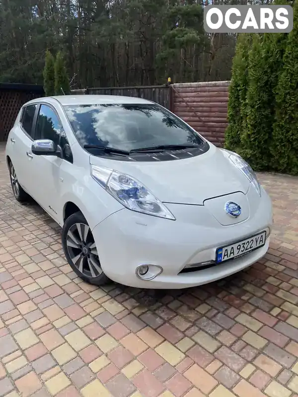 Хэтчбек Nissan Leaf 2014 null_content л. Автомат обл. Киевская, Киев - Фото 1/5