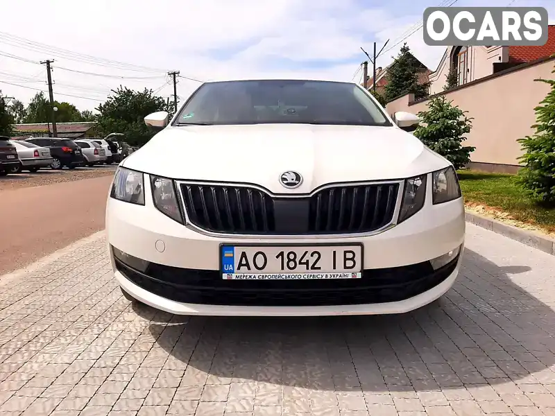 Ліфтбек Skoda Octavia 2017 1.97 л. Ручна / Механіка обл. Закарпатська, Ужгород - Фото 1/13