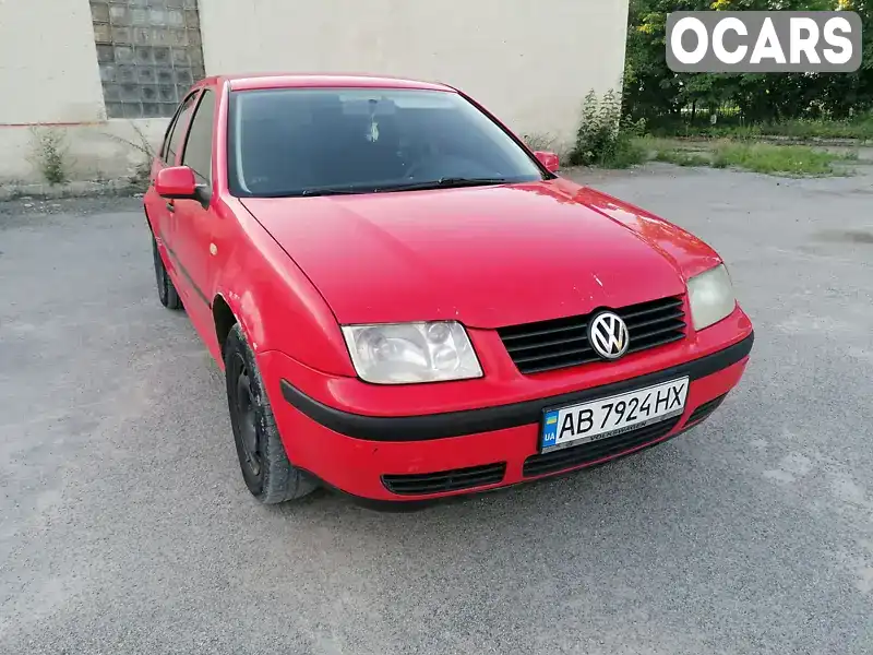 Седан Volkswagen Bora 1998 1.6 л. Ручна / Механіка обл. Вінницька, Піщанка - Фото 1/17