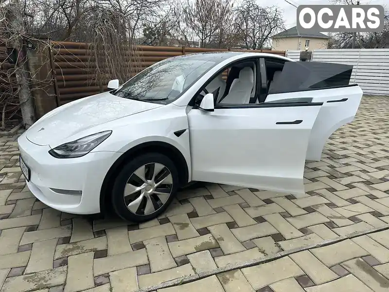 Внедорожник / Кроссовер Tesla Model Y 2021 null_content л. Автомат обл. Киевская, Белая Церковь - Фото 1/20