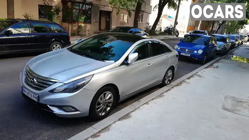 Седан Hyundai Sonata 2015 2 л. Автомат обл. Одеська, Ізмаїл - Фото 1/16