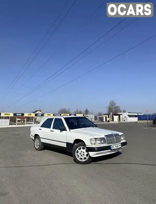 Седан Mercedes-Benz 190 1989 2.3 л. Ручная / Механика обл. Волынская, Луцк - Фото 1/13