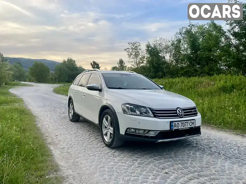 Універсал Volkswagen Passat Alltrack 2014 2 л. Автомат обл. Закарпатська, Ужгород - Фото 1/17