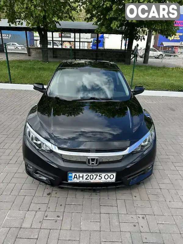 Седан Honda Civic 2017 2 л. Вариатор обл. Киевская, Киев - Фото 1/13