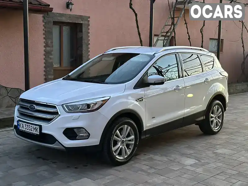 Позашляховик / Кросовер Ford Kuga 2018 2 л. Автомат обл. Закарпатська, Іршава - Фото 1/21