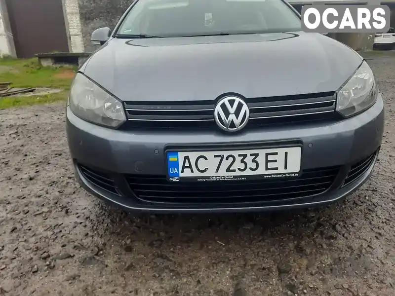 Універсал Volkswagen Golf 2010 1.6 л. Автомат обл. Волинська, Камінь-Каширський - Фото 1/17