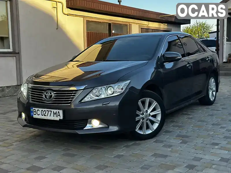 Седан Toyota Camry 2014 2.5 л. Автомат обл. Львівська, Львів - Фото 1/21