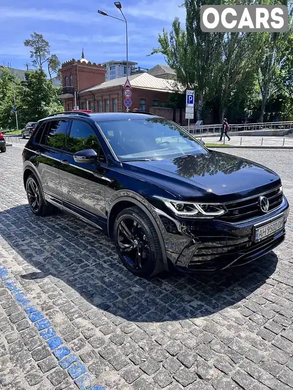 Внедорожник / Кроссовер Volkswagen Tiguan 2021 1.98 л. Робот обл. Днепропетровская, Днепр (Днепропетровск) - Фото 1/18