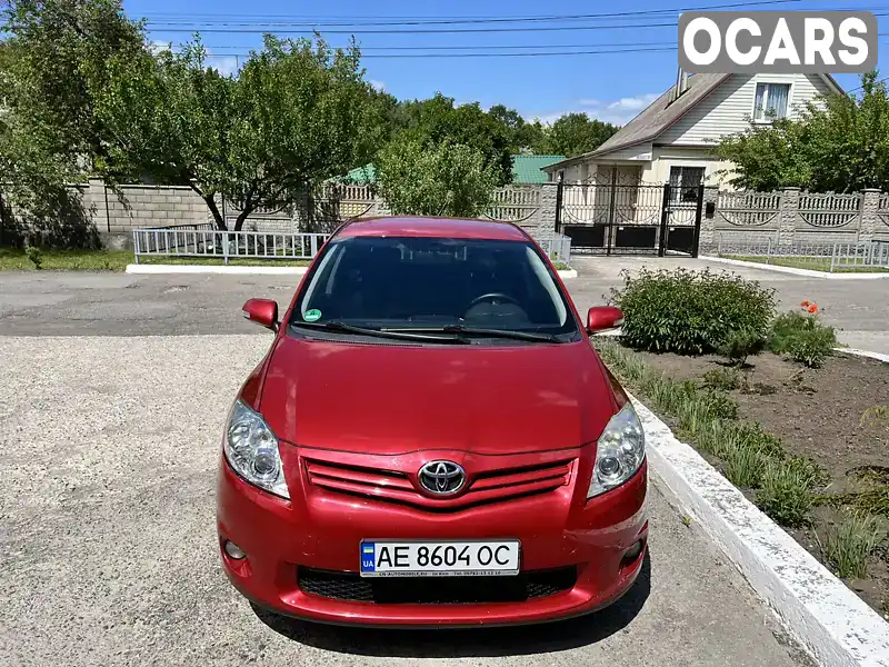 Хетчбек Toyota Auris 2010 1.33 л. Ручна / Механіка обл. Дніпропетровська, Дніпро (Дніпропетровськ) - Фото 1/9