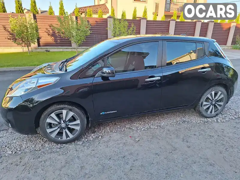 Хэтчбек Nissan Leaf 2014 null_content л. Вариатор обл. Киевская, Петропавловская Борщаговка - Фото 1/14