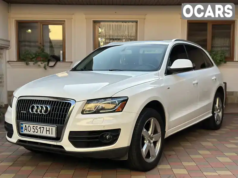 Внедорожник / Кроссовер Audi Q5 2011 3.2 л. Автомат обл. Закарпатская, Мукачево - Фото 1/13