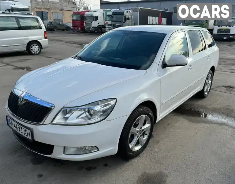 Універсал Skoda Octavia 2011 1.97 л. Автомат обл. Київська, Київ - Фото 1/14