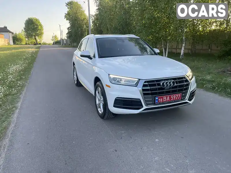 Внедорожник / Кроссовер Audi Q5 2019 2 л. Автомат обл. Ровенская, Ровно - Фото 1/21