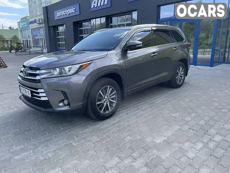 Внедорожник / Кроссовер Toyota Highlander 2017 3.46 л. Автомат обл. Полтавская, Полтава - Фото 1/17