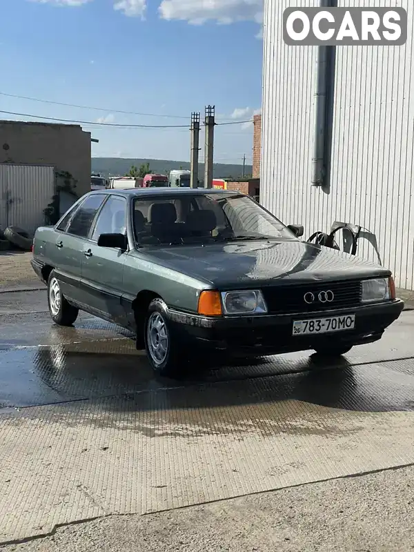 Седан Audi 100 1984 2.1 л. Ручная / Механика обл. Черновицкая, Черновцы - Фото 1/8