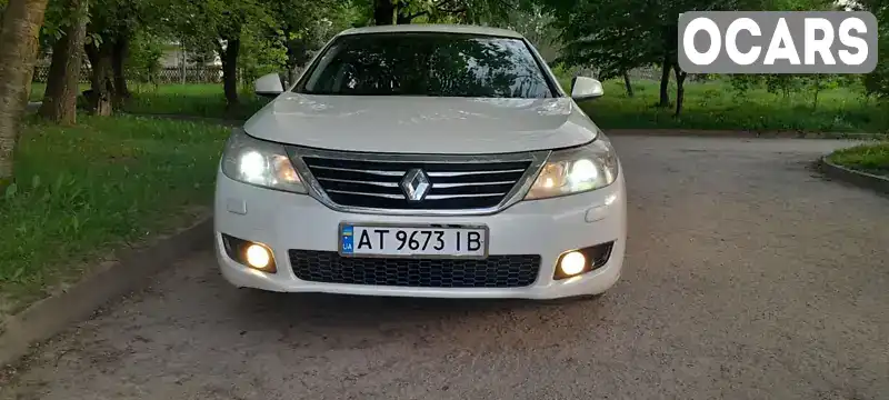 Седан Renault Latitude 2012 2 л. Автомат обл. Ивано-Франковская, Яремче - Фото 1/21